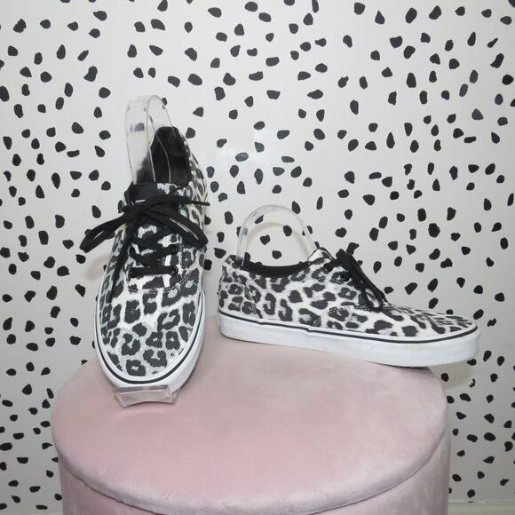 Vans Shoes - Vans White Snow Leopard Print Low Top Sneakers